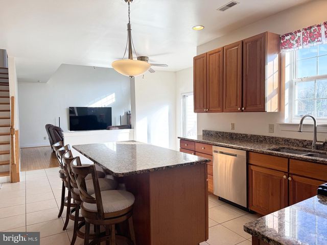 21 MEADOW LN, Pottstown, PA 19465