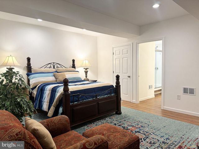 21 MEADOW LN, Pottstown, PA 19465