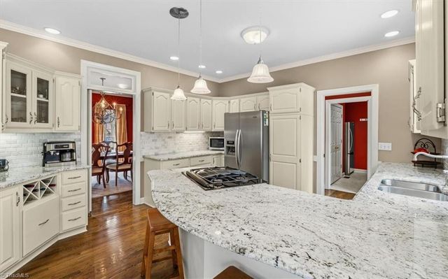 3712 Waldenbrook Road, Greensboro, NC 27407