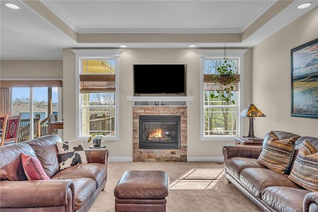 16657 Sandstone Circle, Basehor, KS 66007