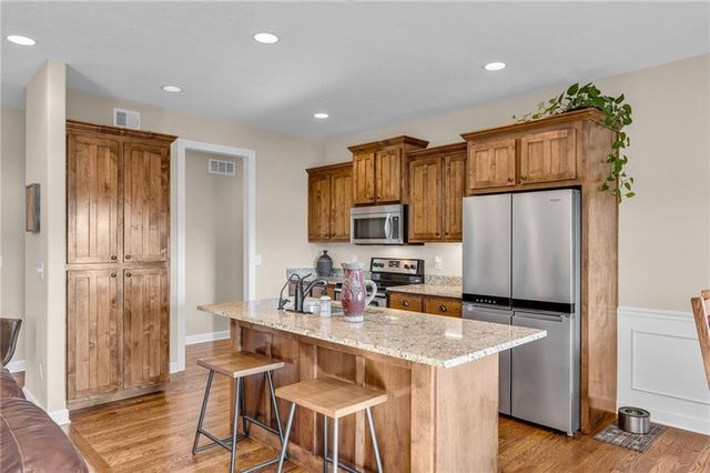16657 Sandstone Circle, Basehor, KS 66007