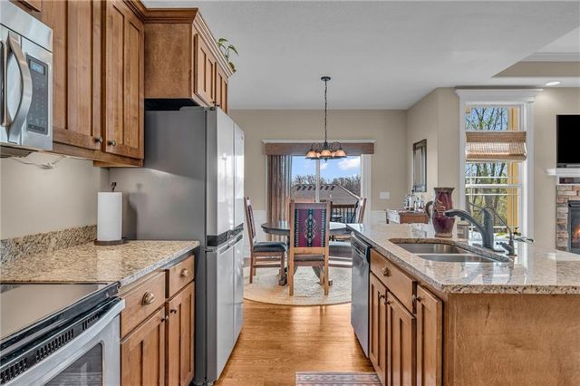 16657 Sandstone Circle, Basehor, KS 66007