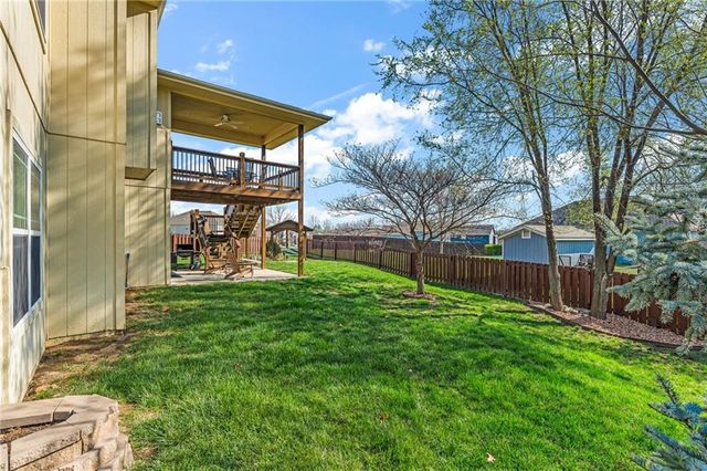 16657 Sandstone Circle, Basehor, KS 66007