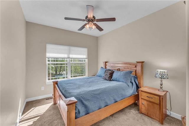 16657 Sandstone Circle, Basehor, KS 66007