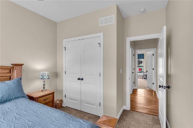 16657 Sandstone Circle, Basehor, KS 66007