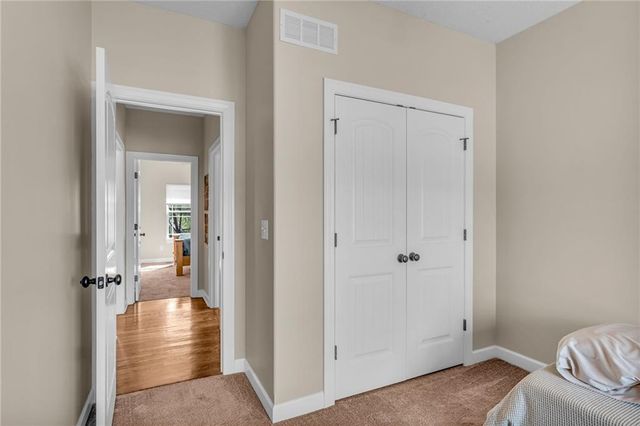 16657 Sandstone Circle, Basehor, KS 66007