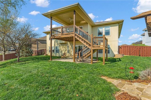 16657 Sandstone Circle, Basehor, KS 66007