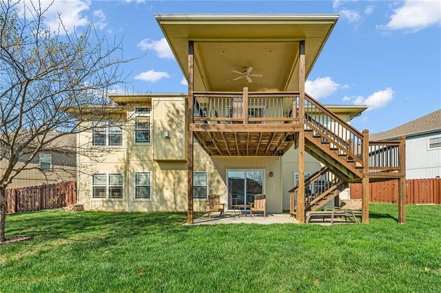 16657 Sandstone Circle, Basehor, KS 66007