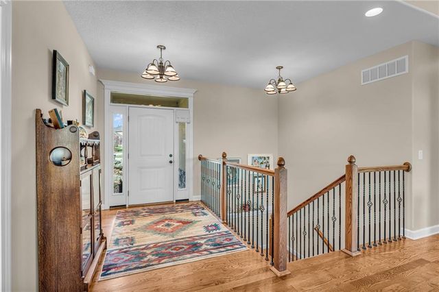 16657 Sandstone Circle, Basehor, KS 66007
