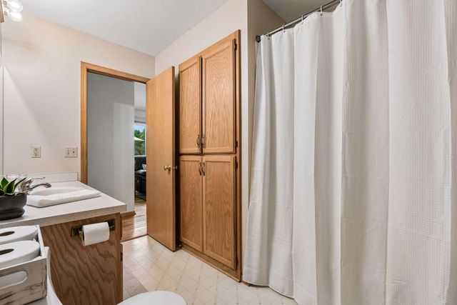 19321 Denver Street NW, Elk River, MN 55330