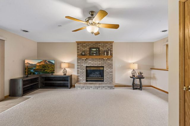 19321 Denver Street NW, Elk River, MN 55330