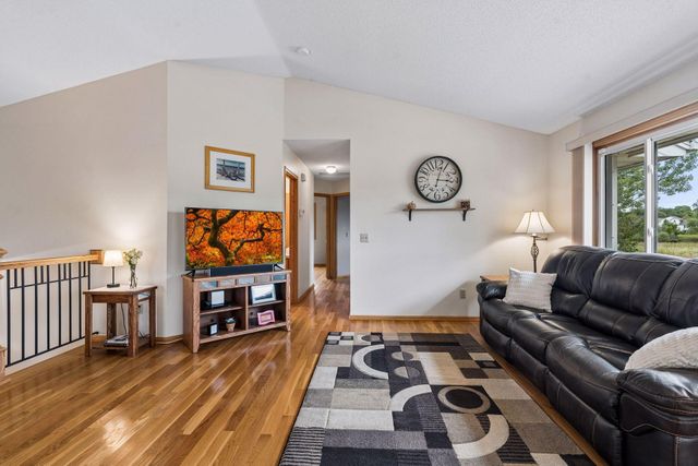 19321 Denver Street NW, Elk River, MN 55330