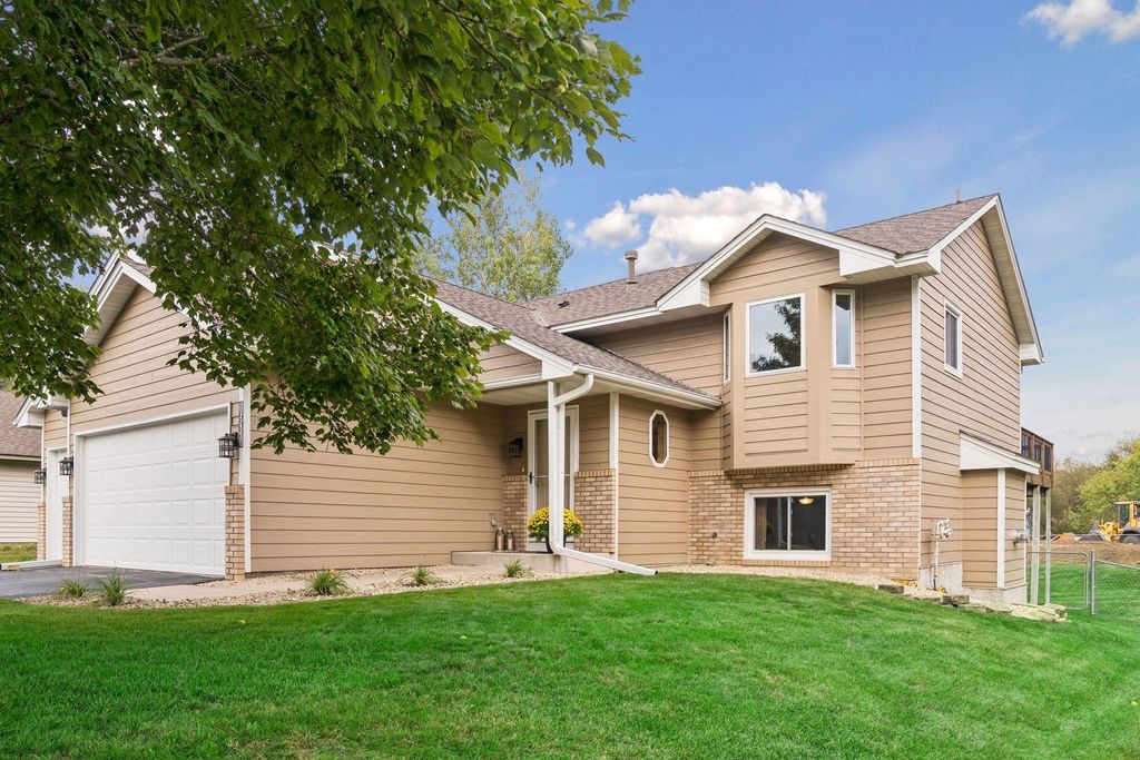 19321 Denver Street NW, Elk River, MN 55330 — exterior