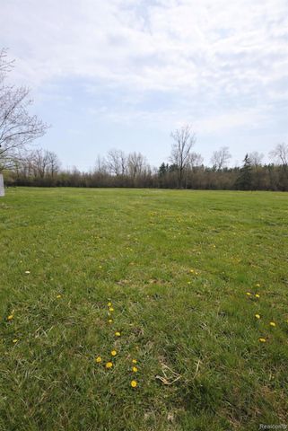 30155 Fort Road, Brownstown Charter Township, MI 48173