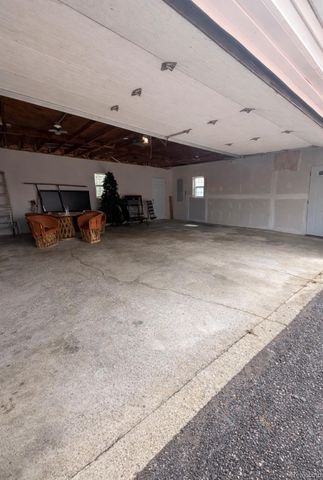 30155 Fort Road, Brownstown Charter Township, MI 48173