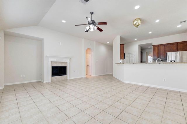 12905 Quail Creek Drive, Pearland, TX 77584