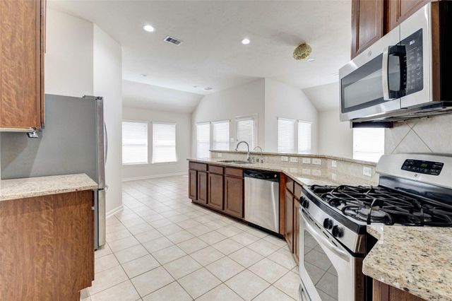 12905 Quail Creek Drive, Pearland, TX 77584