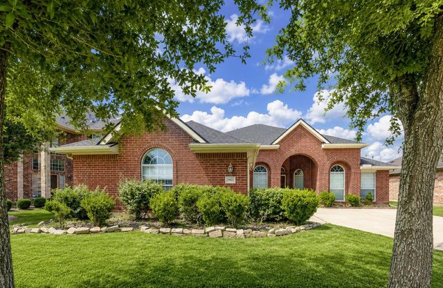 12905 Quail Creek Drive, Pearland, TX 77584