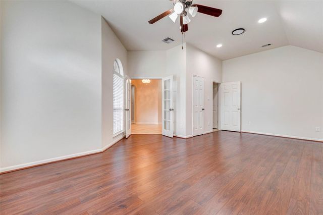 12905 Quail Creek Drive, Pearland, TX 77584