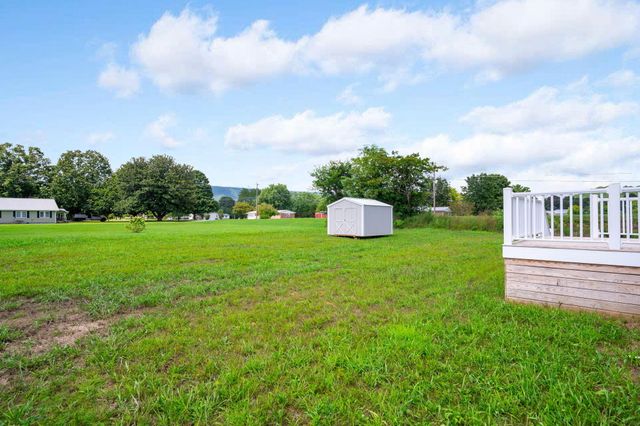 249 Bear Oak Drive, Dunlap, TN 37327