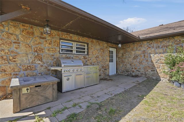 72078 S 321 Road, Wagoner, OK 74467