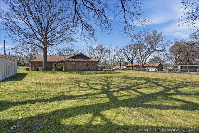 72078 S 321 Road, Wagoner, OK 74467