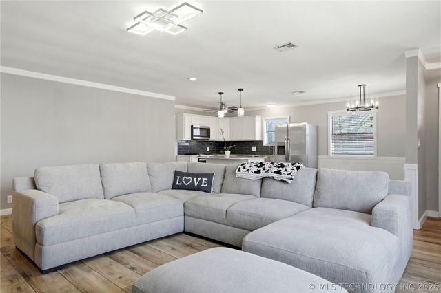 72078 S 321 Road, Wagoner, OK 74467