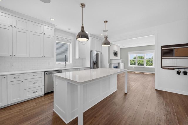 7174 Belle Fontaine Boulevard, Middleton, WI 53562