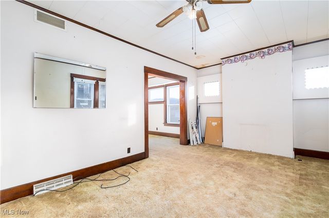 104 SENECA Street, Toronto, OH 43964