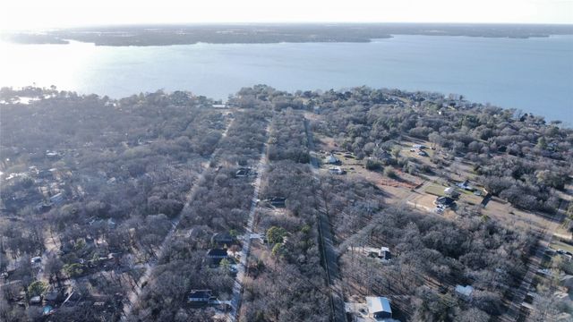 000 Barcelona Street, Payne Springs, TX 75156