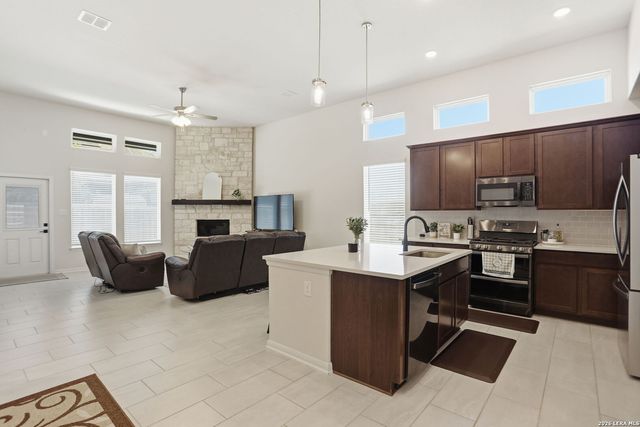 1615 Lawnside, San Antonio, TX 78245