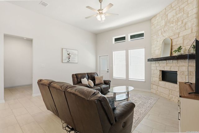 1615 Lawnside, San Antonio, TX 78245