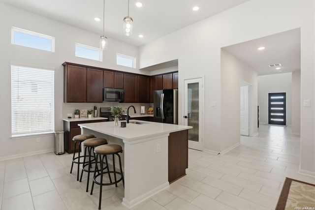 1615 Lawnside, San Antonio, TX 78245