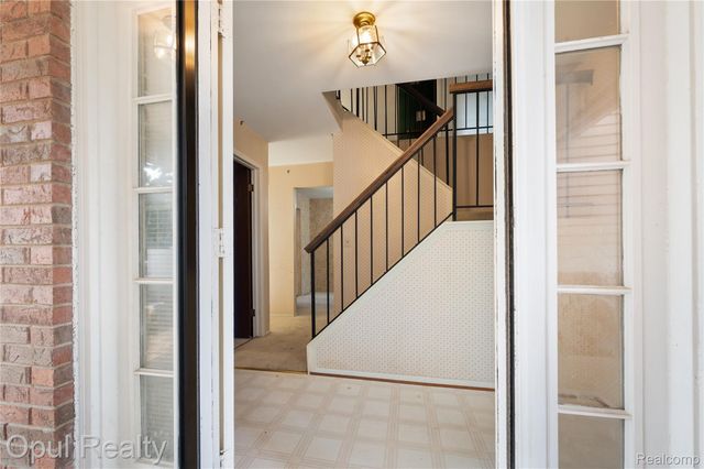 20831 W Glen Haven Circle, Novi, MI 48167