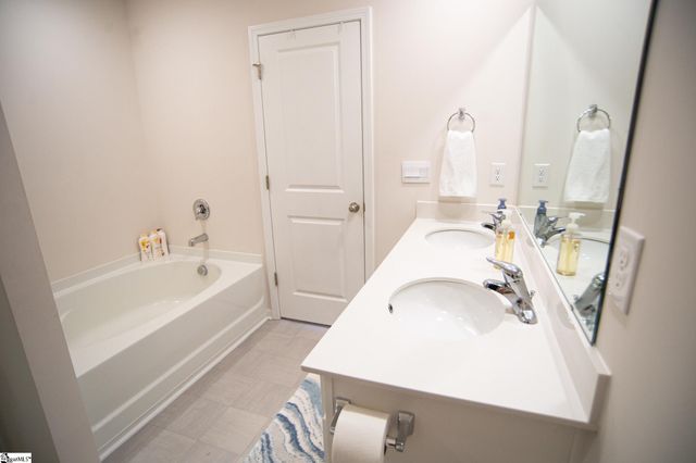 1098 Elmswell Lane, Lyman, SC 29365