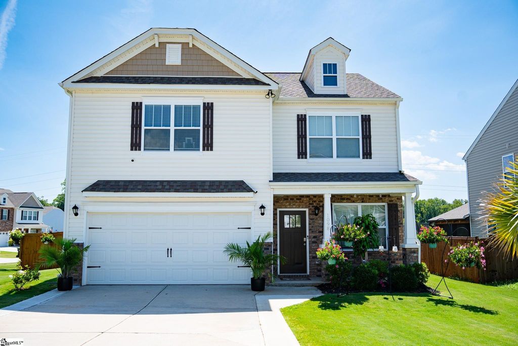 1098 Elmswell Lane, Lyman, SC 29365