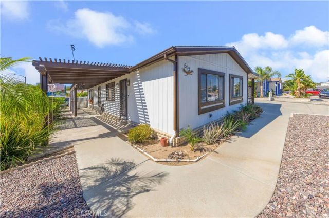 602 Roadrunner, Perris, CA 92570