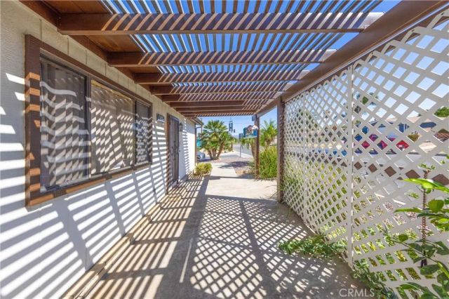 602 Roadrunner, Perris, CA 92570