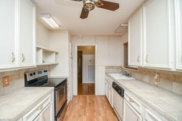 4054 Cheena Drive, Houston, TX 77025