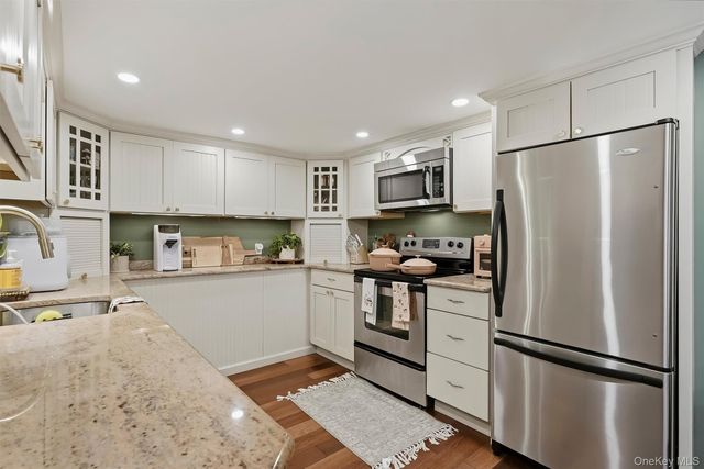 164 Woodland Avenue, Pearl River, NY 10965