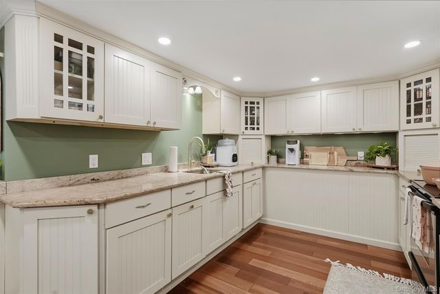 164 Woodland Avenue, Pearl River, NY 10965