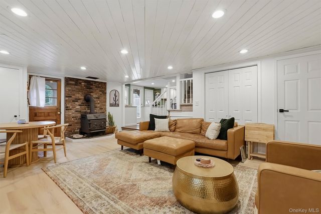 164 Woodland Avenue, Pearl River, NY 10965