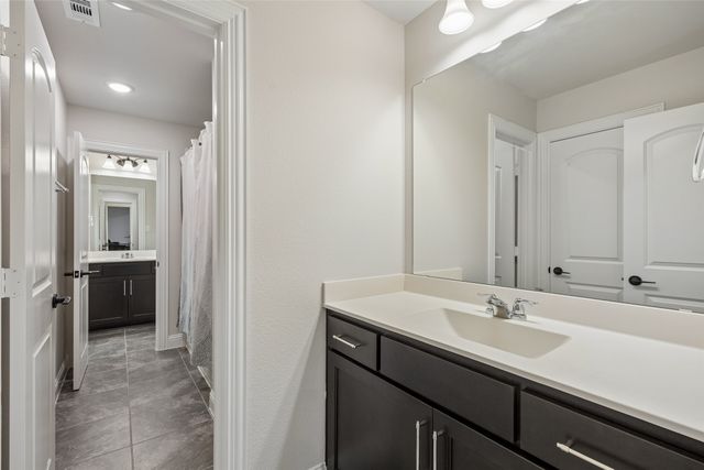 1800 Tall Grass Court, Mansfield, TX 76063