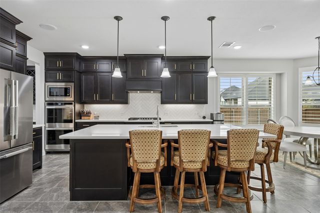 1800 Tall Grass Court, Mansfield, TX 76063
