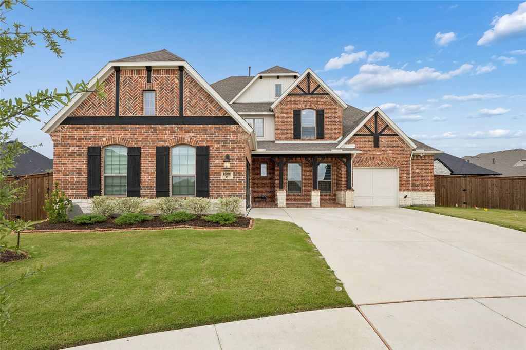 1800 Tall Grass Court, Mansfield, TX 76063