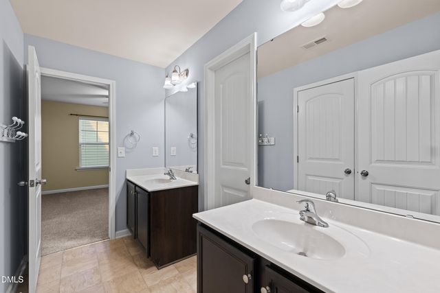 396 Naples Lane, Clayton, NC 27527