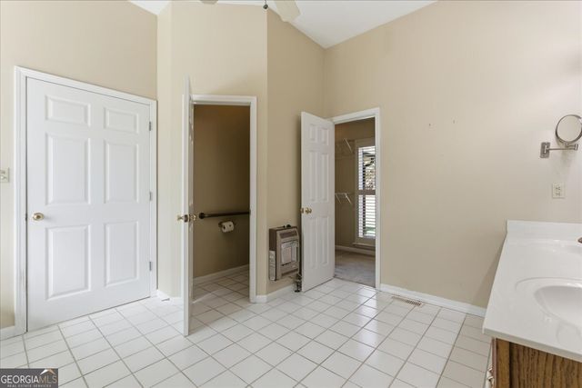 601 Calloway Drive, Rockmart, GA 30153