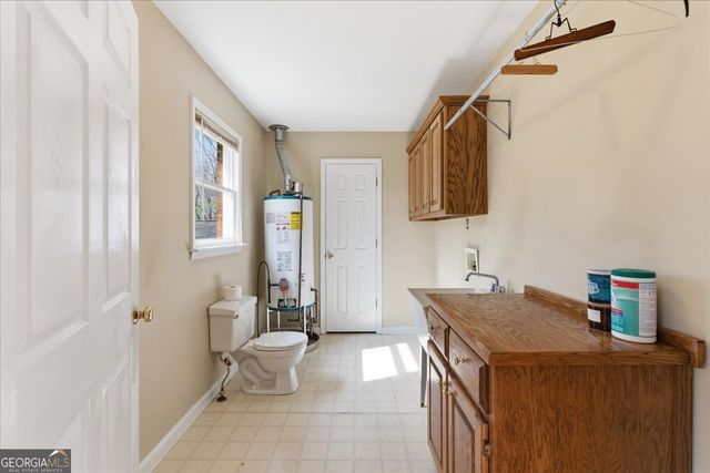 601 Calloway Drive, Rockmart, GA 30153