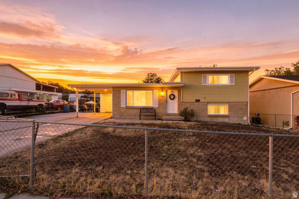 3680 S ROYAL SCOTT DR, West Valley City, UT 84128 — exterior