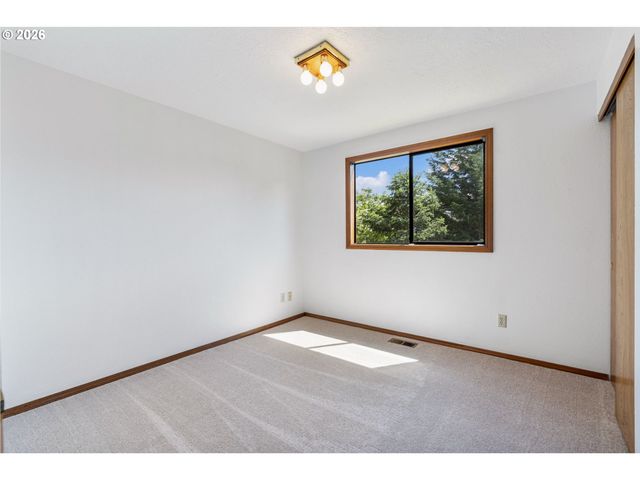 4115 Sw 17TH Ct, Gresham, OR 97080